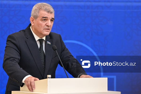 "Tarixi-dini abidələrin qorunması: çağırışlar və perspektivlər" mövzusunda keçirilən konfrans