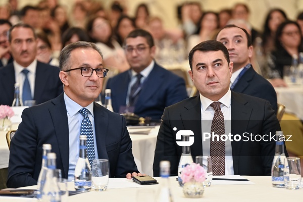 "Tarixi-dini abidələrin qorunması: çağırışlar və perspektivlər" mövzusunda keçirilən konfrans