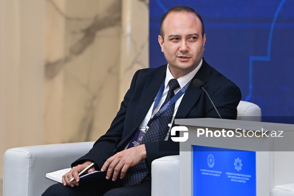 "Tarixi-dini abidələrin qorunması: çağırışlar və perspektivlər" mövzusunda keçirilən konfrans