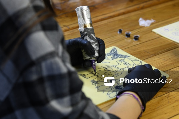 Estetik ifadə vasitəsi olan tatu və pirsinq prosedurları