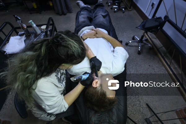 Estetik ifadə vasitəsi olan tatu və pirsinq prosedurları