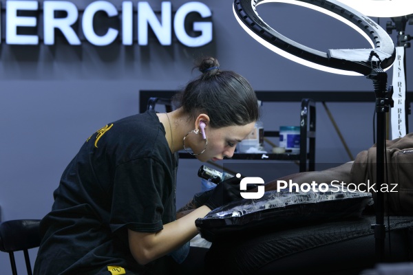 Estetik ifadə vasitəsi olan tatu və pirsinq prosedurları