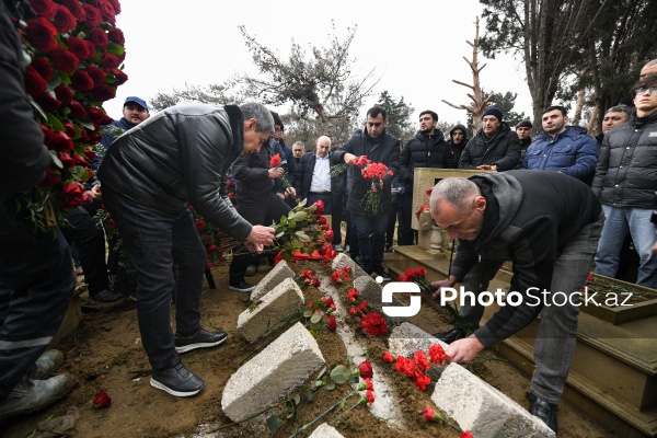 Təyyarə qəzasında həlak olan 13 yaşlı Məhəmmədəli Eqanovun dəfn mərasimi