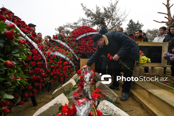 Təyyarə qəzasında həlak olan 13 yaşlı Məhəmmədəli Eqanovun dəfn mərasimi