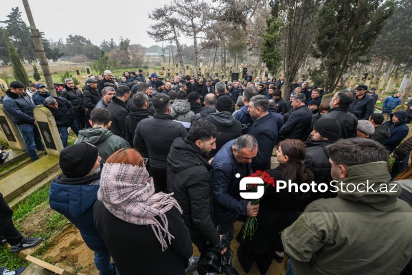 Təyyarə qəzasında həlak olan 13 yaşlı Məhəmmədəli Eqanovun dəfn mərasimi