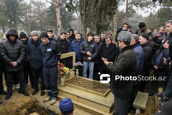 Təyyarə qəzasında həlak olan 13 yaşlı Məhəmmədəli Eqanovun dəfn mərasimi