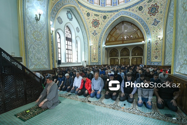 Əjdərbəy məscidində Ramazan ayının bayram namazı