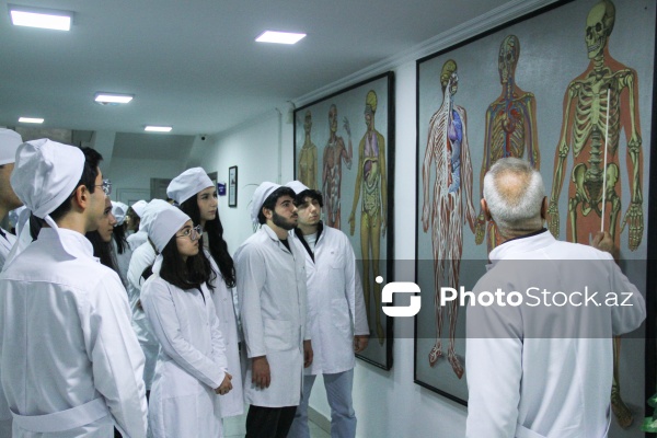 Bir əsrə yaxın yaşı olan Azərbaycan Tibb Universiteti