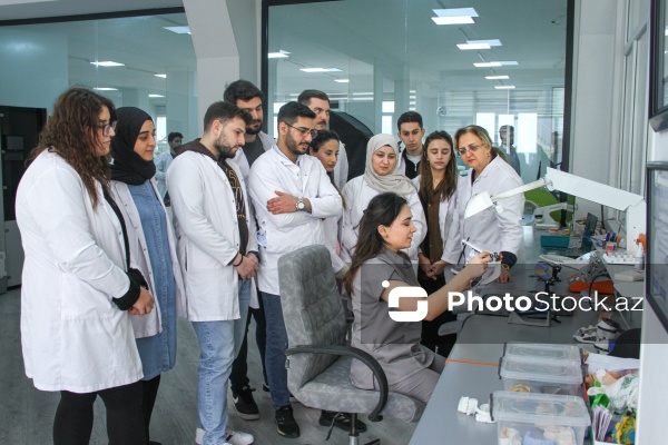 Bir əsrə yaxın yaşı olan Azərbaycan Tibb Universiteti