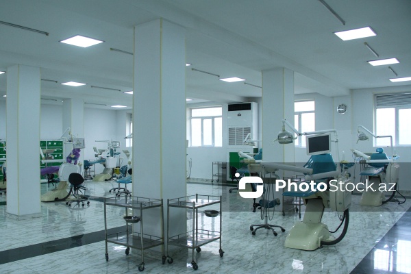 Bir əsrə yaxın yaşı olan Azərbaycan Tibb Universiteti