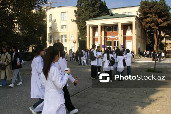 Bir əsrə yaxın yaşı olan Azərbaycan Tibb Universiteti