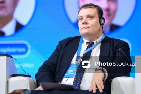 İstvan Kiss - Macarıstanın Danube İnstitutunun icraçı direktoru