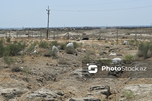 Türkan qəsəbində yerləşən “Kurqan çölü” və “Daş yollar” tarixi abidələri