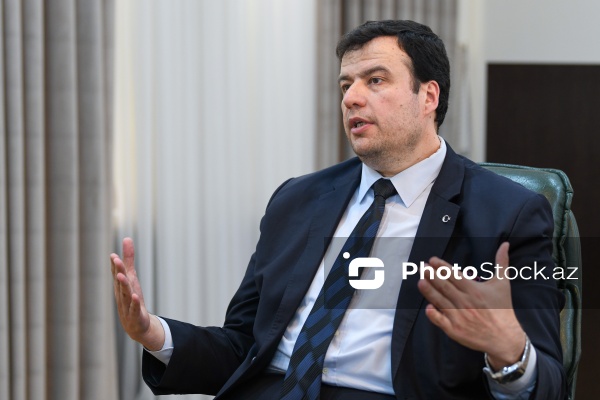 Türkiyə Politik və Strateji Araşdırmalar Vəqfinin İdarə Heyətinin sədri Sinan Demirtürk