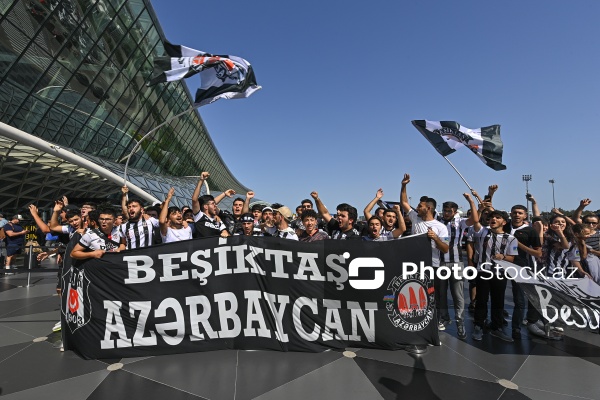 Türkiyənin "Beşiktaş" klubu Bakıya gəlib