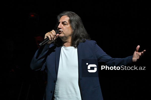 Türkiyənin məşhur müğənnisi Çelikin Bakıda baş tutan konserti