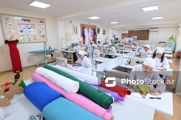 Turizm və Sosial Xidmətlər üzrə Bakı Dövlət Peşə Təhsil Mərkəzinin moda dizaynı ixtisası