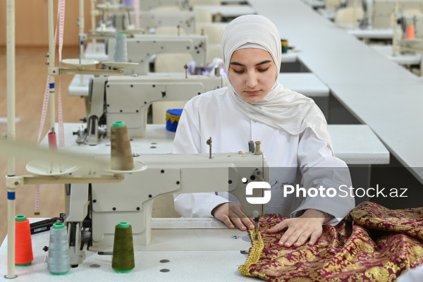 Turizm və Sosial Xidmətlər üzrə Bakı Dövlət Peşə Təhsil Mərkəzinin moda dizaynı ixtisası