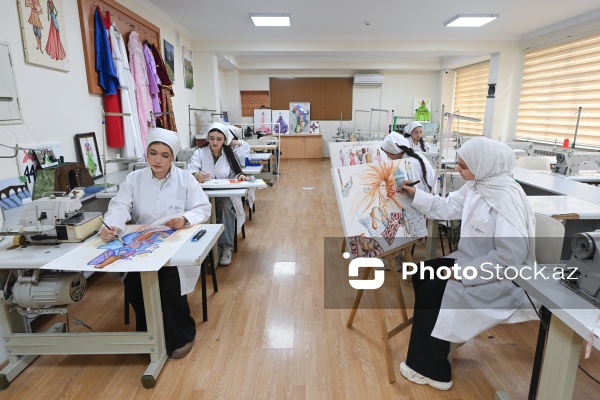 Turizm və Sosial Xidmətlər üzrə Bakı Dövlət Peşə Təhsil Mərkəzinin moda dizaynı ixtisası