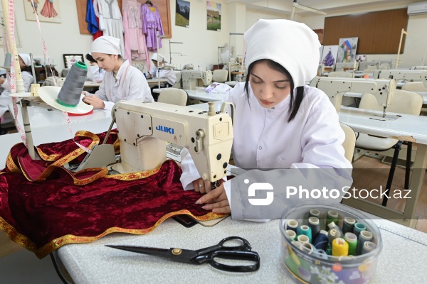 Turizm və Sosial Xidmətlər üzrə Bakı Dövlət Peşə Təhsil Mərkəzinin moda dizaynı ixtisası