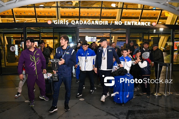 U-23 Dünya çempionatında iştirak edən sərbəst güləş üzrə millimiz Vətənə qayıdıb