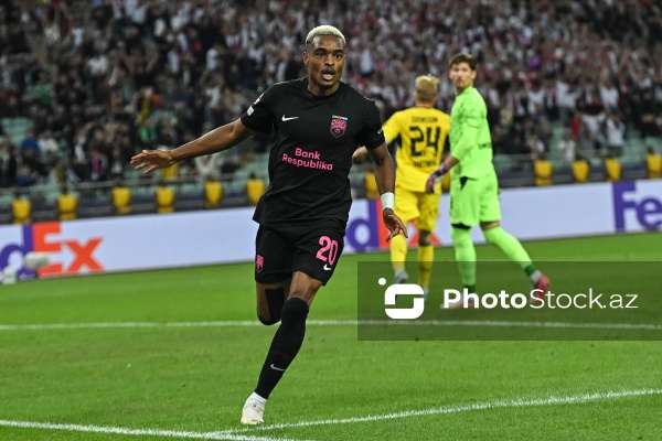 Coy-Lens Mikels - UEFA Çempionlar Liqasının liqa mərhələsinin "Sabah" - "Borussiya Dortmund" oyununda