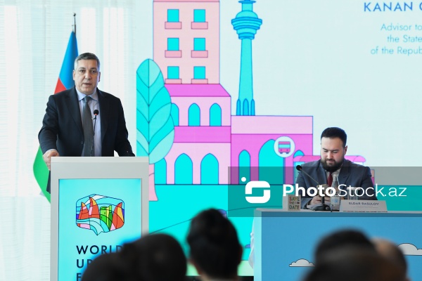 WUF13 tədbirinə hazırlıq işlərinə dair brifinq