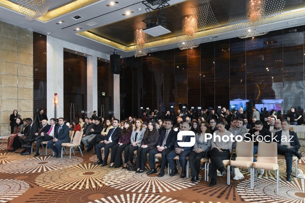 WUF13 tədbirinə hazırlıq işlərinə dair brifinq