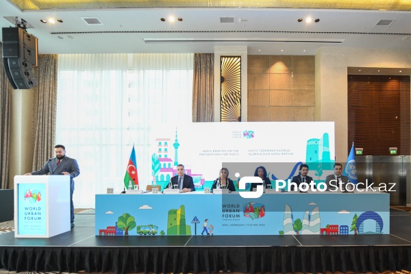 WUF13 tədbirinə hazırlıq işlərinə dair brifinq