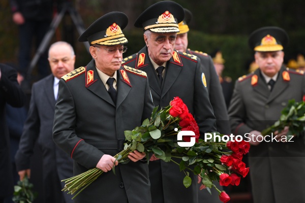 Ümummilli lider Heydər Əliyevin anım günü
