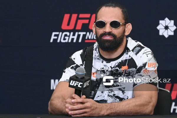 Mişel Pereyra - UFC iştirakçılarının Bakıda baş tutan mətbuat konfransında