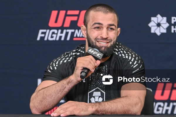UFC iştirakçılarının Bakıda baş tutan mətbuat konfransı