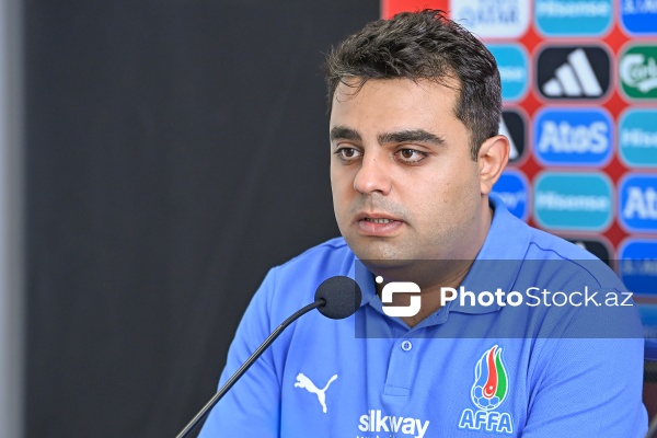 Azərbaycan millisinin Ukrayna millisinə qarşı oyunundan öncəki mətbuat konfransı