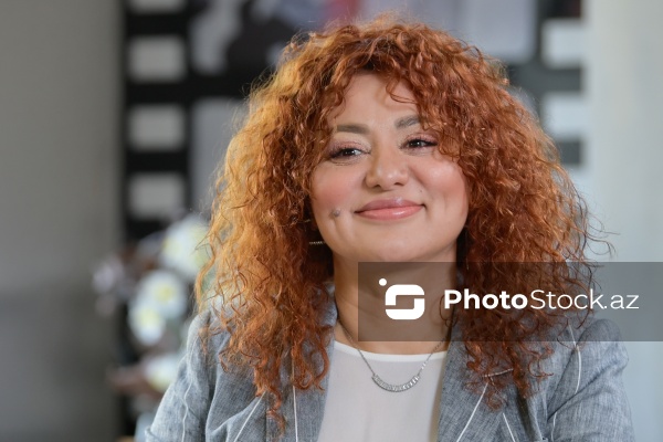 Əməkdar artist Vəfa Zeynalova