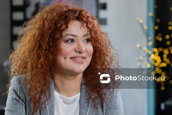 Əməkdar artist Vəfa Zeynalova