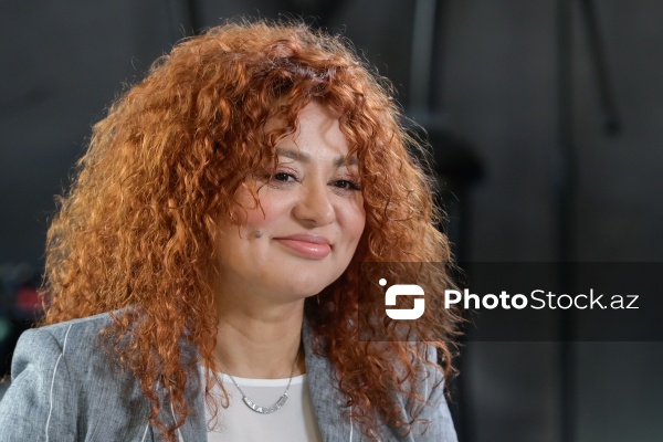 Əməkdar artist Vəfa Zeynalova