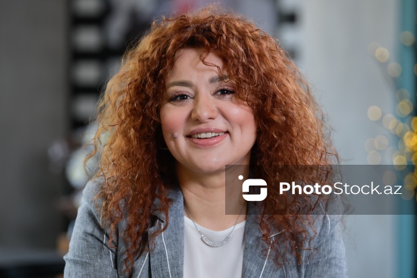 Əməkdar artist Vəfa Zeynalova