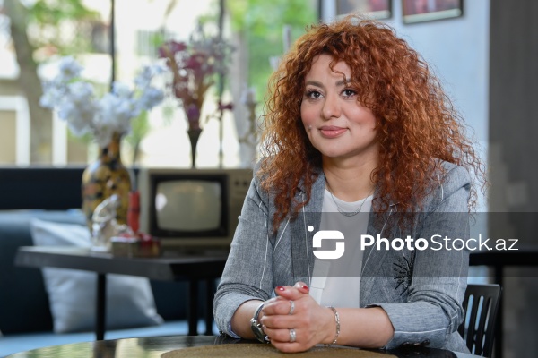 Əməkdar artist Vəfa Zeynalova