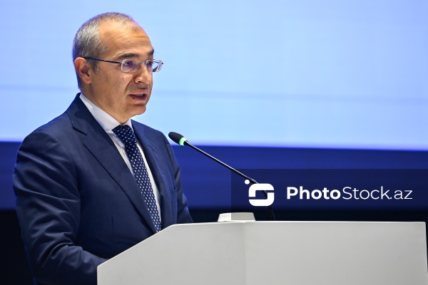 "Vergi sistemində gələcəyə baxış: yeni idarəetmə modeli və data əsaslı qərarlar" forumu