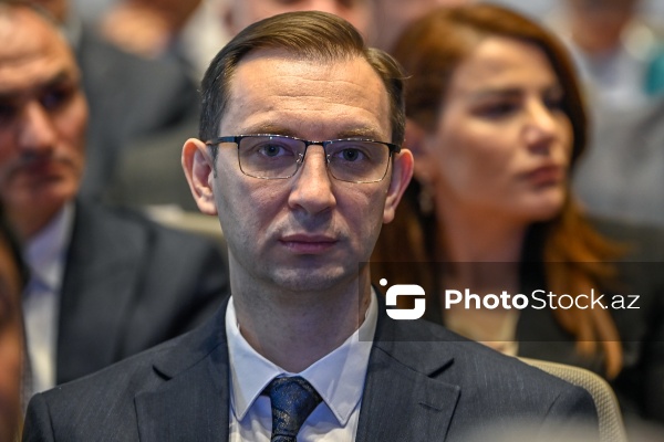 "Vergi sistemində gələcəyə baxış: yeni idarəetmə modeli və data əsaslı qərarlar" forumu