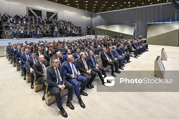 "Vergi sistemində gələcəyə baxış: yeni idarəetmə modeli və data əsaslı qərarlar" forumu