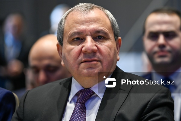 "Vergi sistemində gələcəyə baxış: yeni idarəetmə modeli və data əsaslı qərarlar" forumu