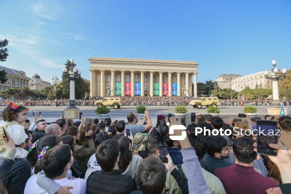 Vətən müharibəsində qələbənin beşinci ildönümünə həsr olunan hərbi parad