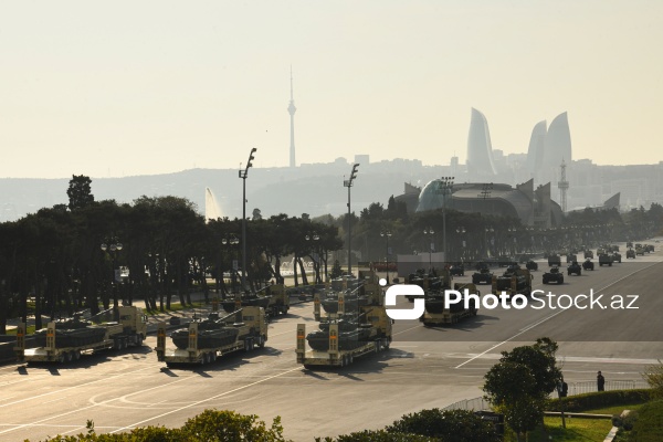 Vətən müharibəsində qələbənin beşinci ildönümünə həsr olunan hərbi parad