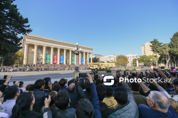 Vətən müharibəsində qələbənin beşinci ildönümünə həsr olunan hərbi parad