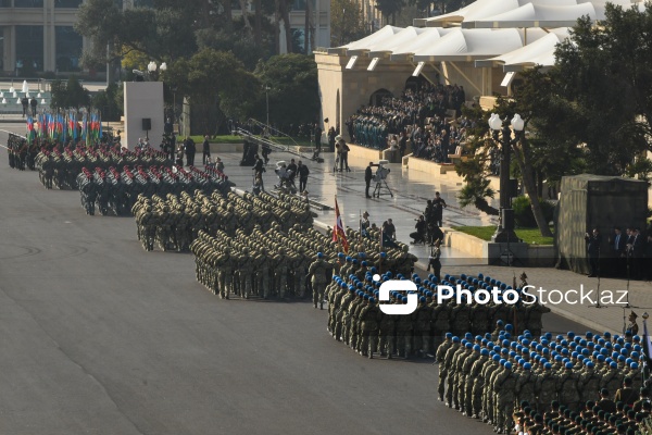 Vətən müharibəsində qələbənin beşinci ildönümünə həsr olunan hərbi parad