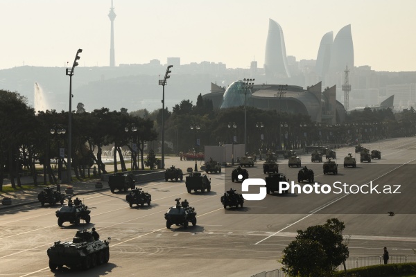 Vətən müharibəsində qələbənin beşinci ildönümünə həsr olunan hərbi parad