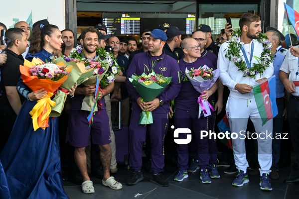 Vətənə qayıdan olimpiya çempionları Hidayət Heydərov və Zelim Kotsoyev