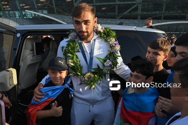 Vətənə qayıdan olimpiya çempionları Hidayət Heydərov və Zelim Kotsoyev