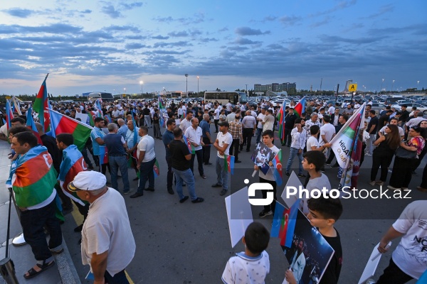 Vətənə qayıdan olimpiya çempionları Hidayət Heydərov və Zelim Kotsoyev